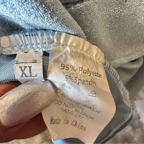 Blue Oversized Blazer with Wide Lapels - Picture 5 of 6